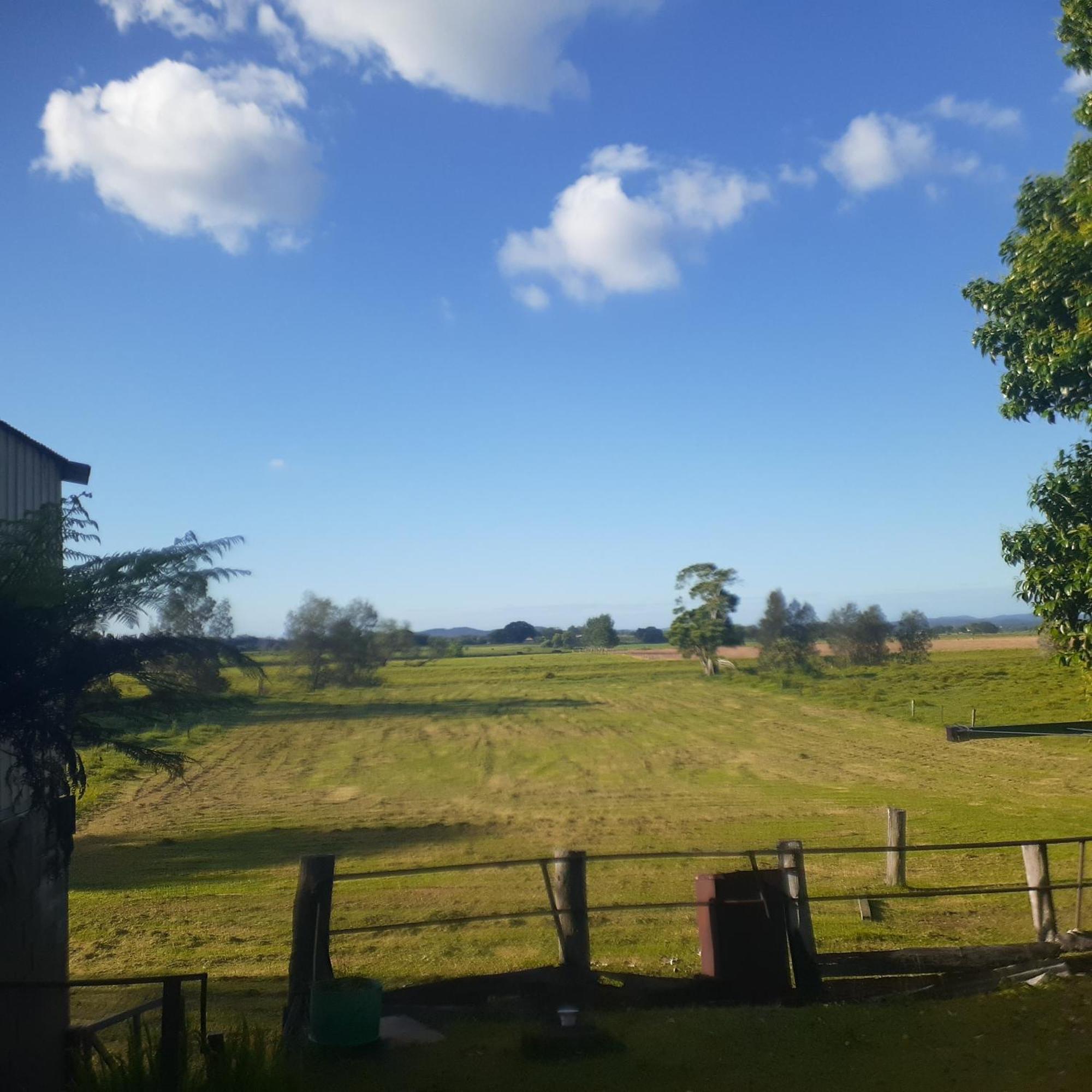 Quiet Property By The River Bed and Breakfast Kempsey Exteriör bild